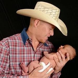 Meet your Posher, Derrick